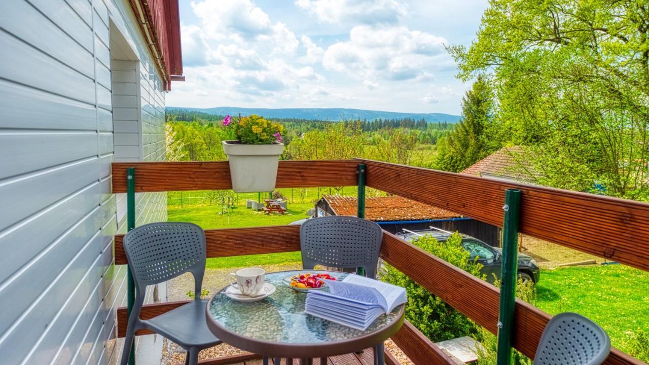 Maja Pokoje Z Widokiem Kameralna Agroturystyka Na Pogorzu Izerskim Z Sauna I Jacuzzi (Adults Only) Mirsk Exteriér fotografie