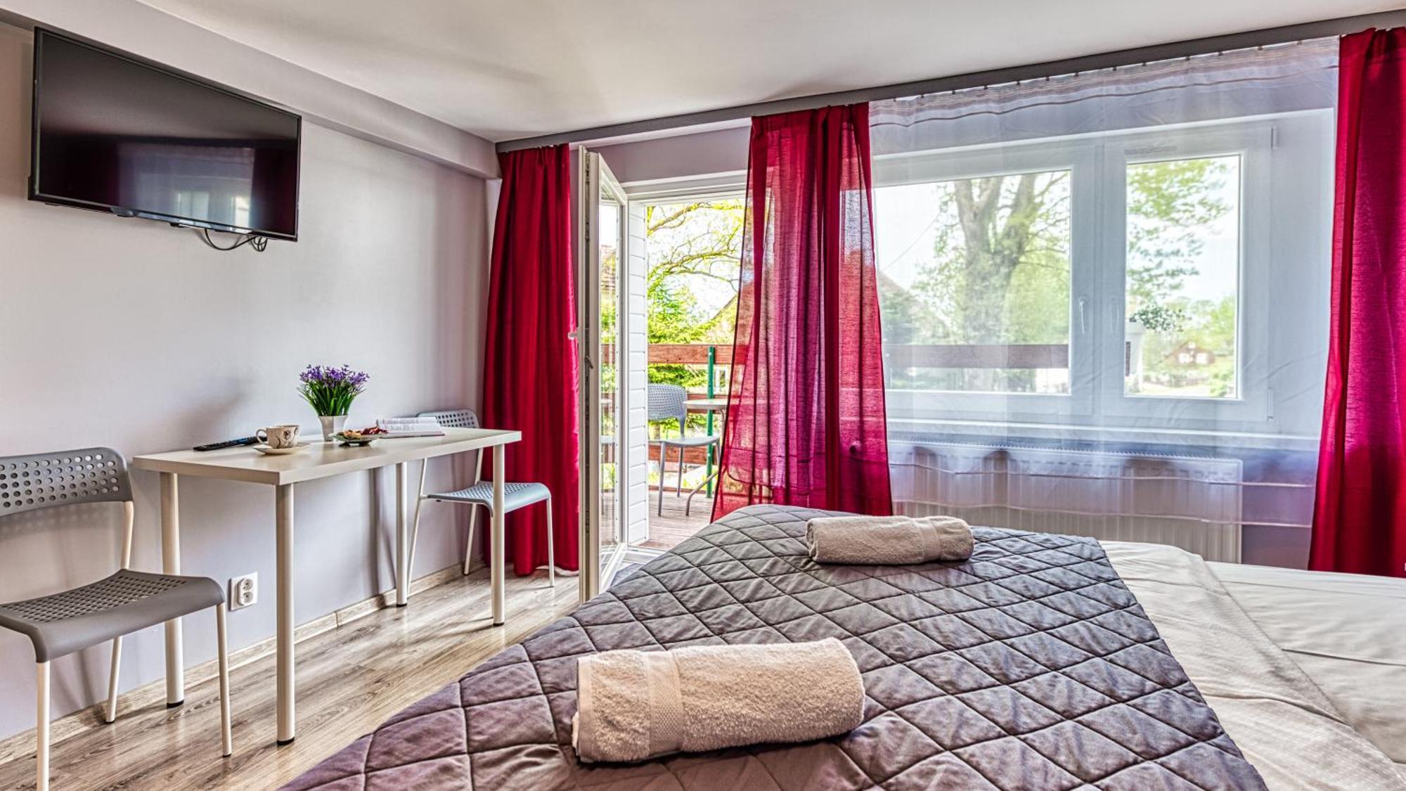 Maja Pokoje Z Widokiem Kameralna Agroturystyka Na Pogorzu Izerskim Z Sauna I Jacuzzi (Adults Only) Mirsk Exteriér fotografie